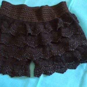 E & K | Shorts | Black Lace Ruffle Shorts | Poshmark